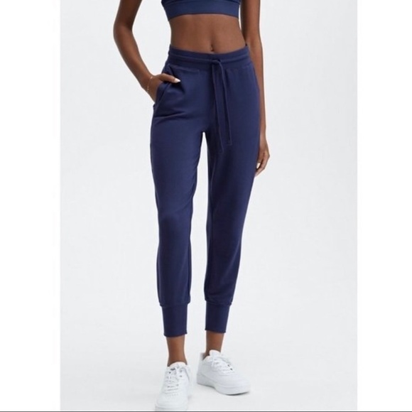 NWT Fabletics 1X (16-18) Daria Jogger Pants Navy - Picture 2 of 12